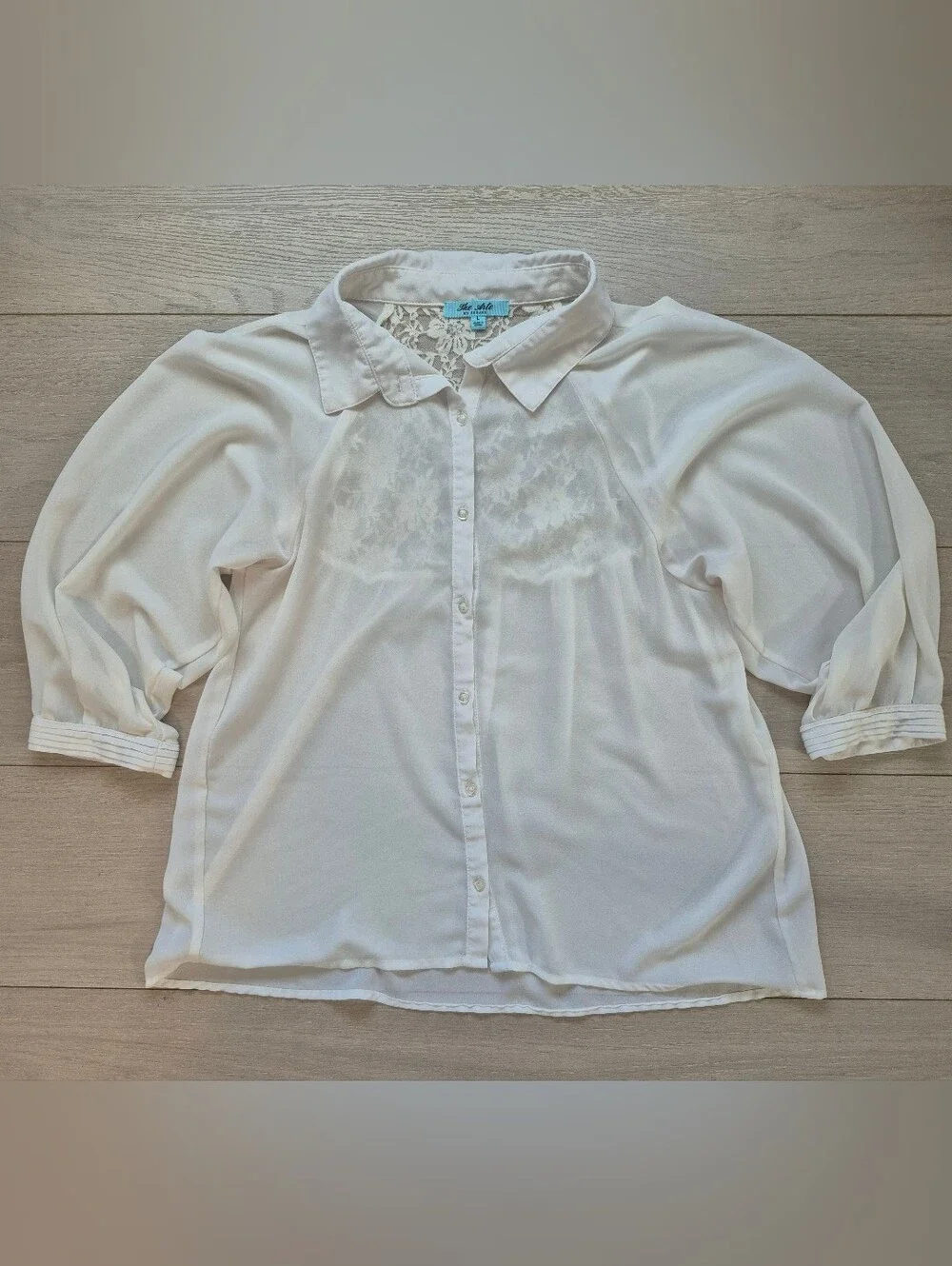Cream Lqce Back Button Up Blouse
